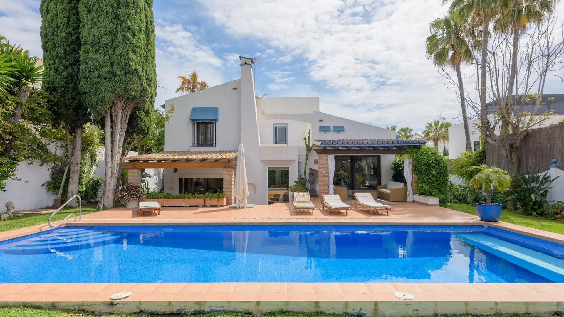 Villa Rio Verde Marbella