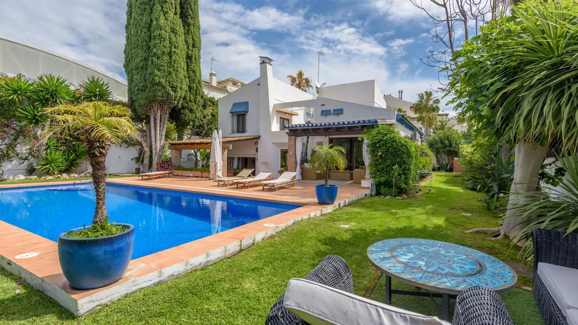 Villa Rio Verde Marbella